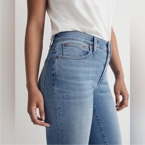 Madewell curvy kick out crop jean Sz 25 DM7179